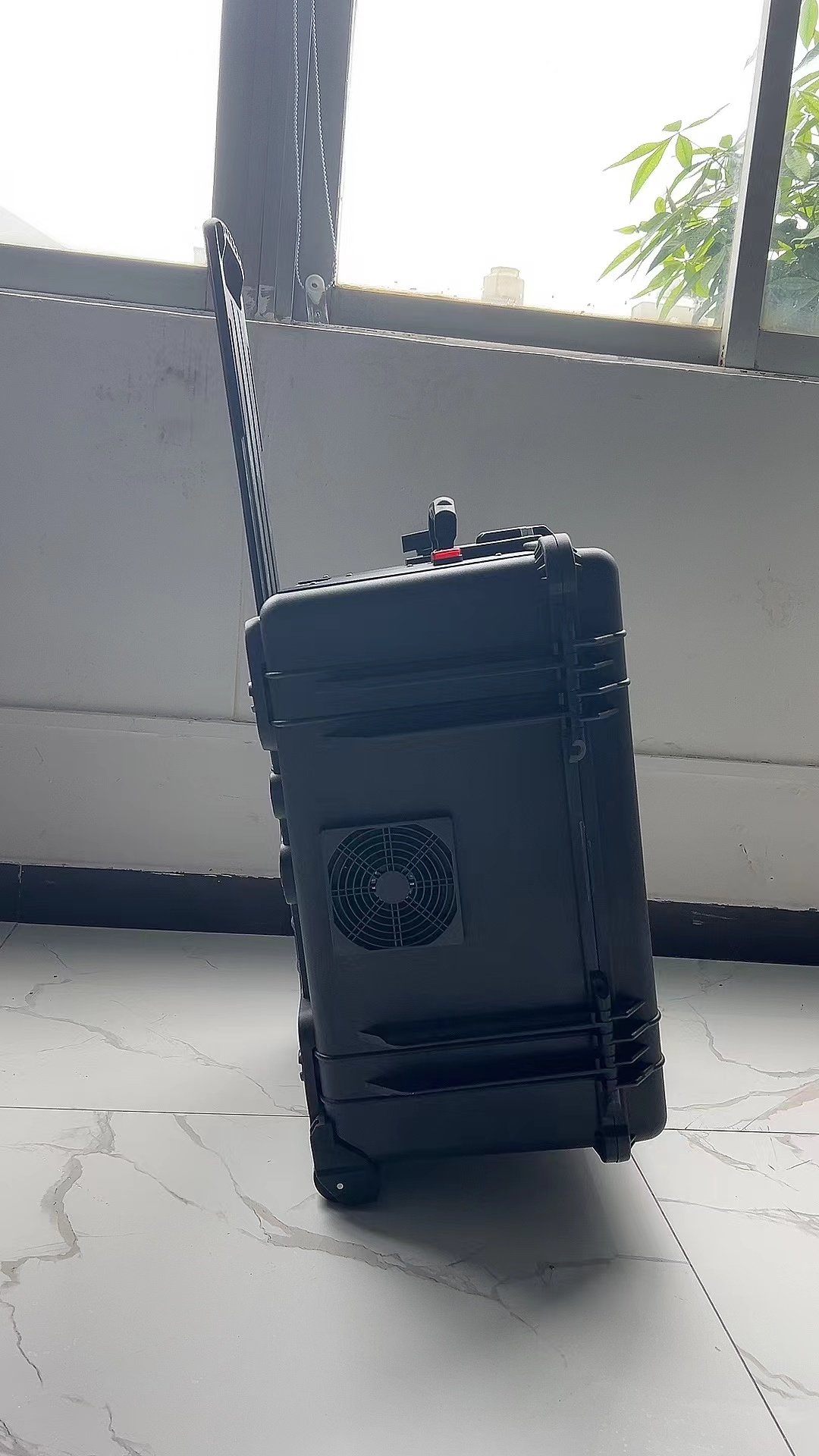 株洲手拉箱型移动通信干扰器